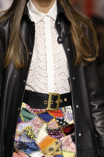 Details Christian Dior , Details Dior Fall 2018 Ready-to-Wear , Детали показа Кристиан Диор , Детали показа Диор осень зима 2018 , Fashion show , неделя моды в Париже , PFW , Мария Грация Кьюри , Mainstyles